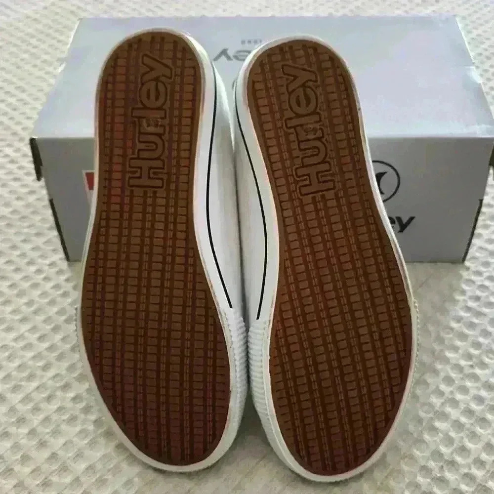 Hurley Slip-on Women's sneakers Classic Canvas NIB - Picture 7 of 9